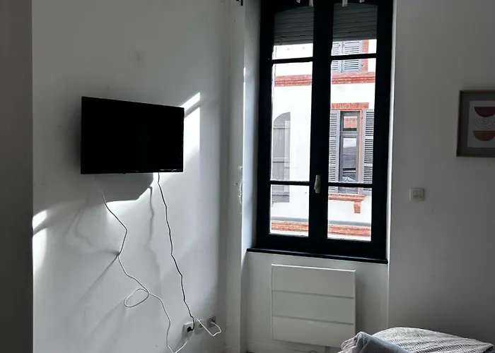 Magnifique Δωμάτια σε οικογενειακή κατοικία Μοντωμπάν